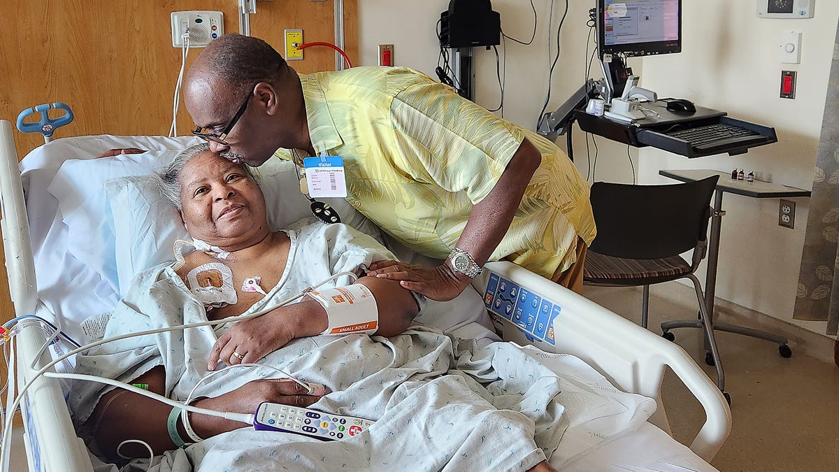 After 18 years, a Jehovah’s Witness undergoes successful bloodless heart transplant