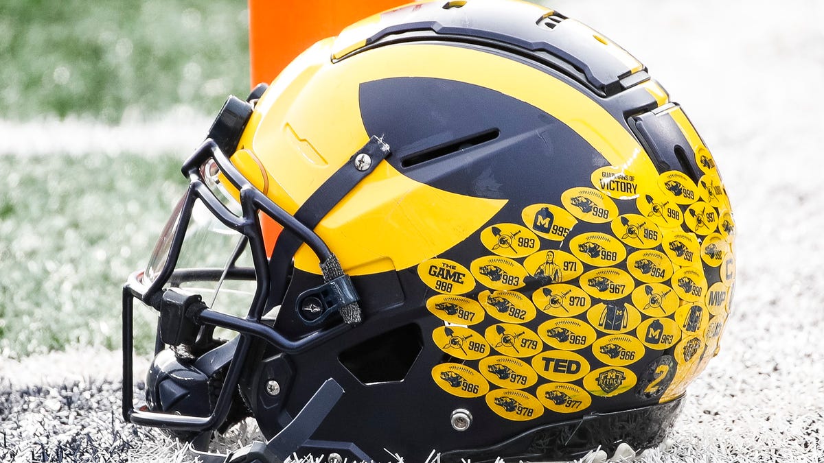 Michigan football recruiting: Another big TE commits to 2026 class