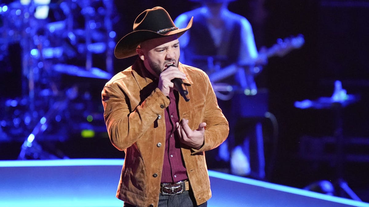 Tom Nitty verlässt die 24. Staffel von The Voice und wird nicht zur Show zurückkehren Tom Nitty verlässt die 24. Staffel von The Voice und wird nicht zur Show zurückkehren