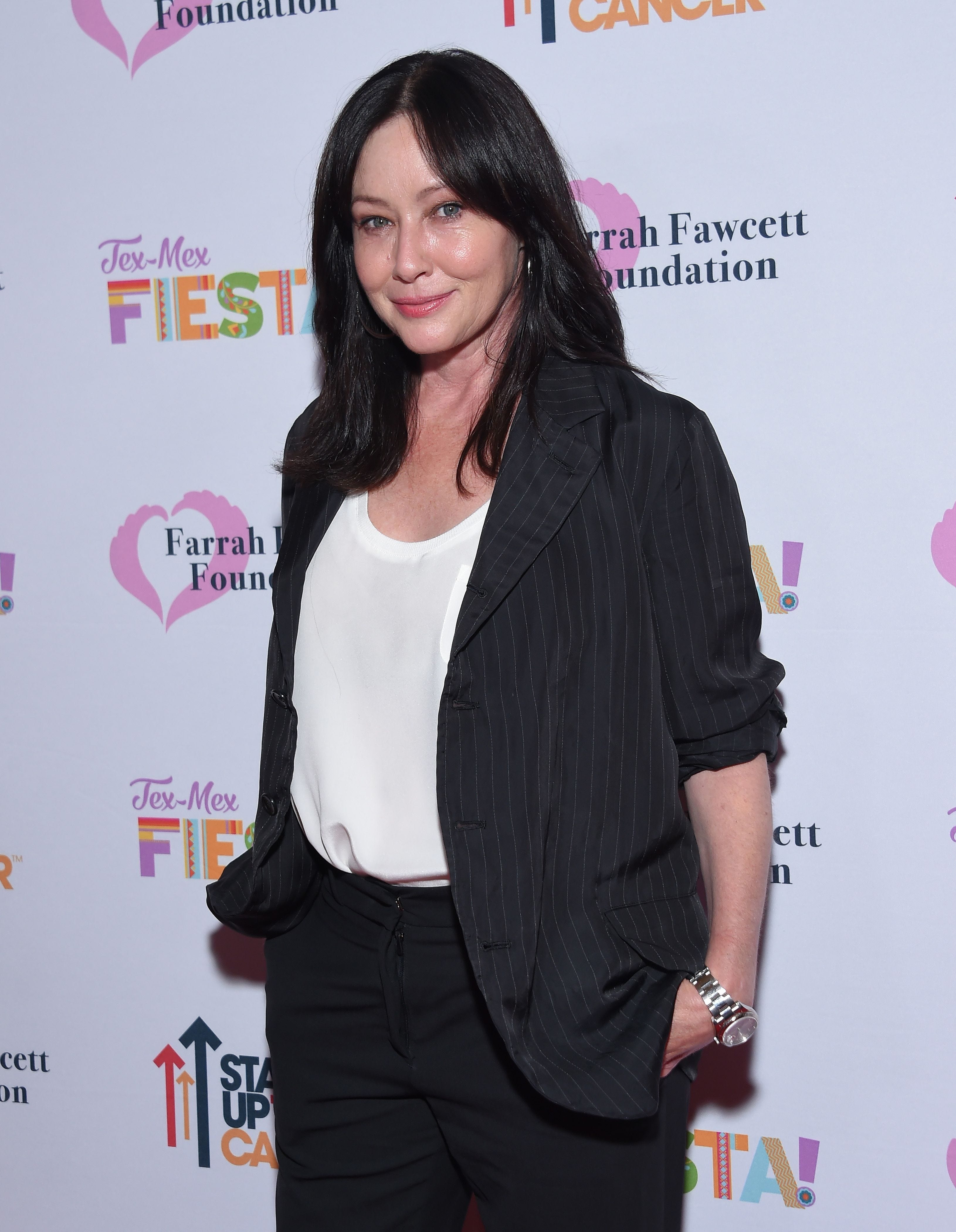 Shannen Doherty walks the carpet at the Farrah Fawcett Foundation's "Tex-Mex Fiesta" honoring Marcia Cross at Wallis Annenberg Center for the Performing Arts in Beverly Hills, California, on September 6, 2019.