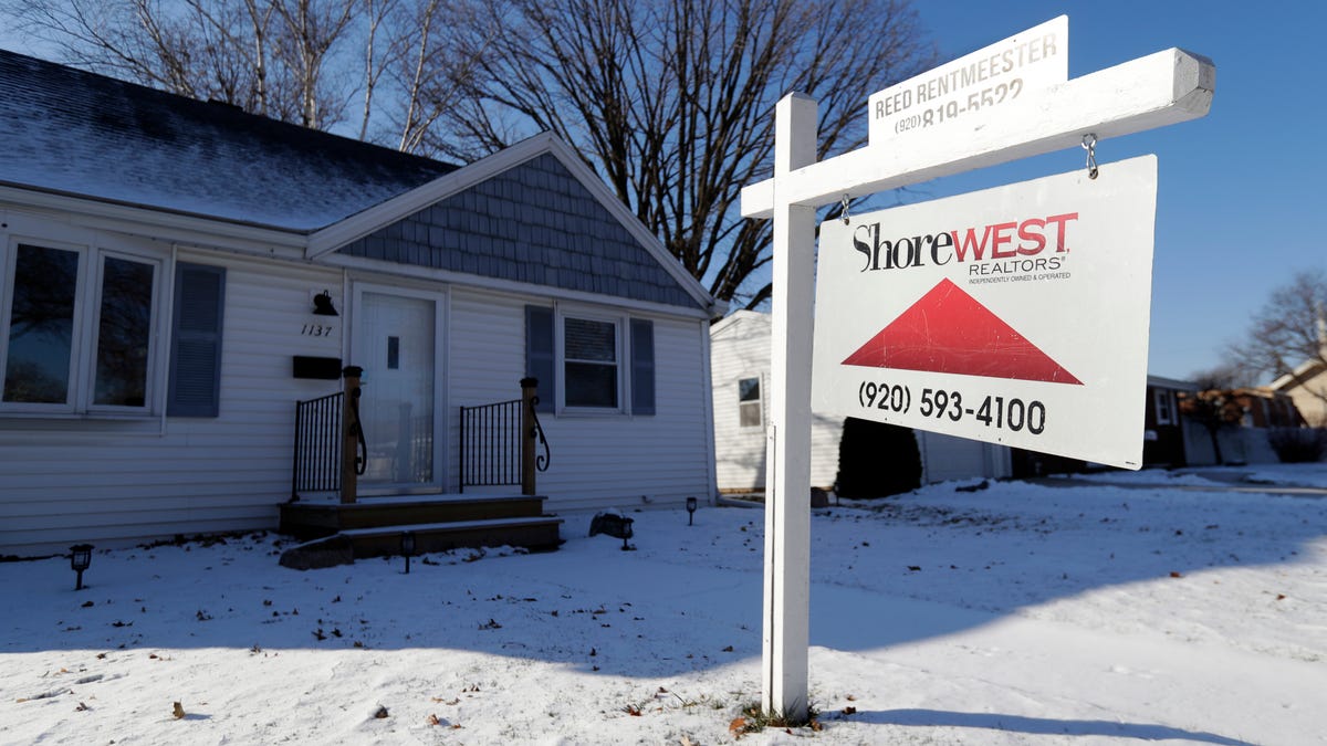 Signs of relief emerge for Wisconsin homebuyers Signs of relief emerge for Wisconsin homebuyers