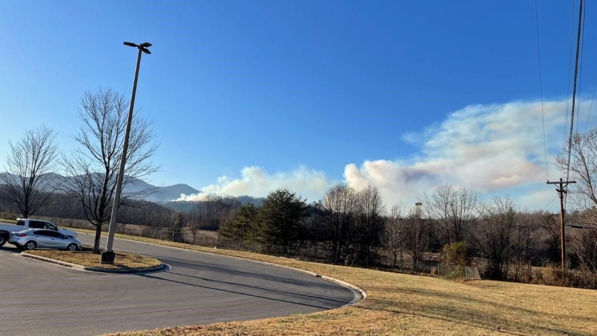 WNC wildfire update: What to know about fires in McDowell and Haywood counties
