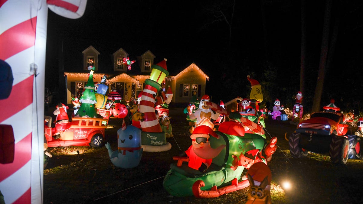 Augusta home with inflatable wonderland wins readers’ choice Christmas lights contest