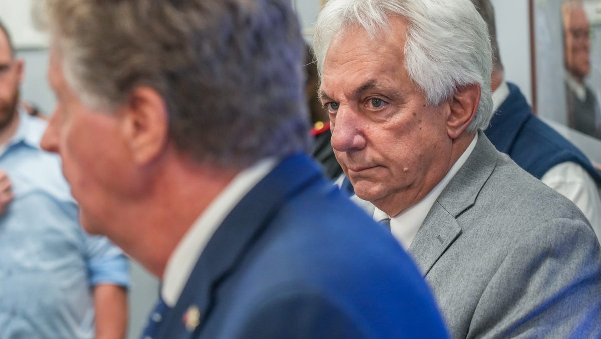 ‘Never looked better’: 2018 Alviti tribute praised his work to improve RI’s roads and bridges ‘Never looked better’: 2018 Alviti tribute praised his work to improve RI’s roads and bridges