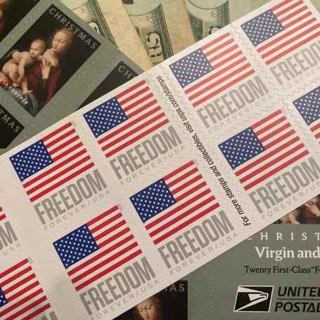 Consumers are being warned that scam artists have created fake websites that promote half-off deals on postage stamps. You'll either receive counterfeit stamps or nothing at all.