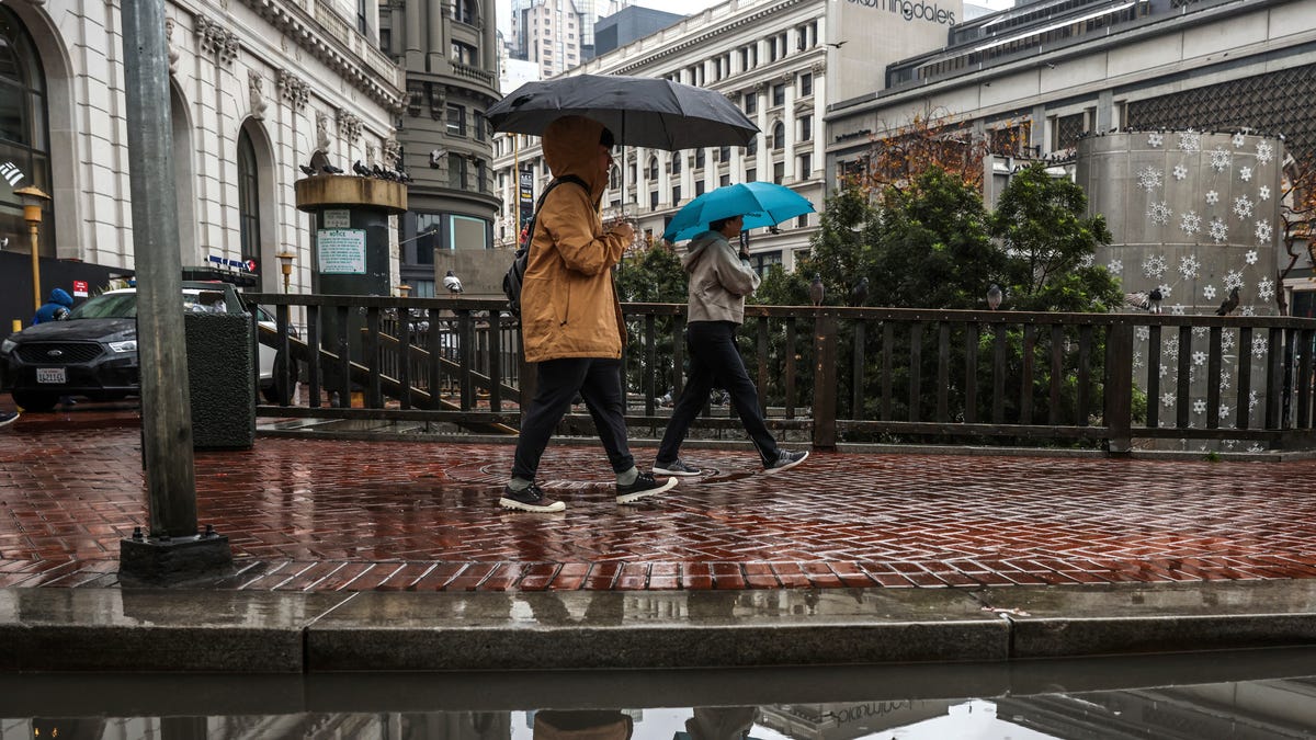 Millions in Southern California under flood warnings amid large Pacific storm: Live updates Millions in Southern California under flood warnings amid large Pacific storm: Live updates