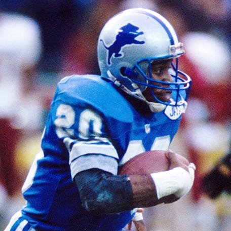 Detroit Lions running back Barry Sanders (20) carries the ball against Washington in the 1991 NFC Championship at RFK Stadium. The 1991 NFL season was the last time the Lions won a playoff game, the longest current drought in the NFL.