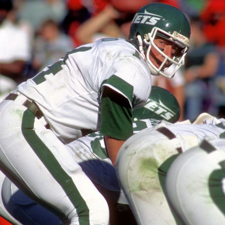 Richard Todd and the New York Jets defeated the Miami Dolphins to conclude their 1980 campaign in a game that was played without announcers.