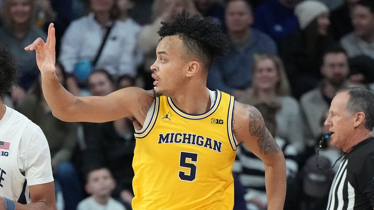 Michigan basketball crumbles in second half of 79-73 loss to Penn State in Philly Michigan basketball crumbles in second half of 79-73 loss to Penn State in Philly