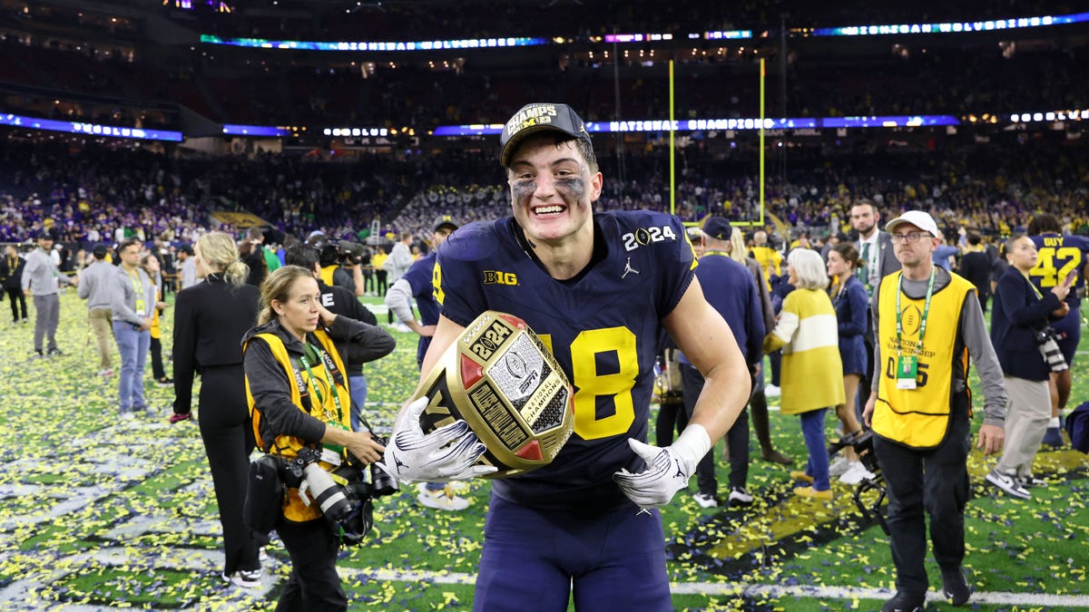 Georgia passes Michigan, Alabama in early 2025 CFP National Championship odds Georgia passes Michigan, Alabama in early 2025 CFP National Championship odds