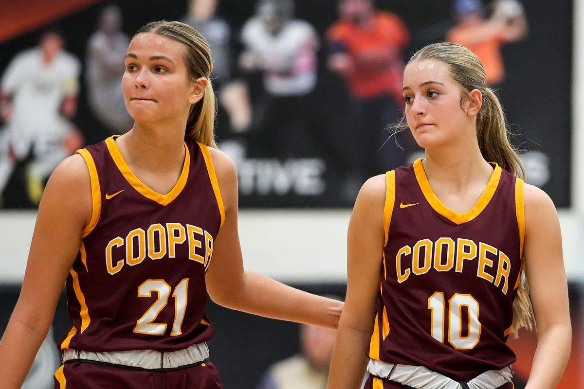 Cooper dominates Henderson County in Quarterfinals and advances to face Sacred Heart at Rupp Arena
