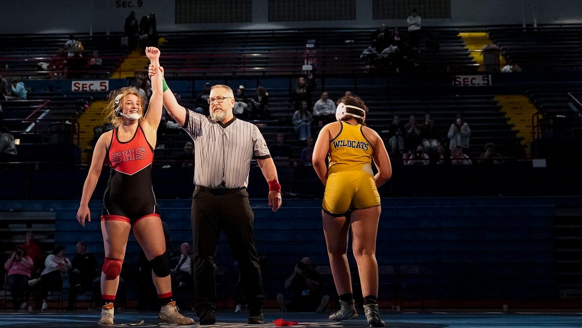IHSAA officially approves girls wrestling and boys volleyball as official sports