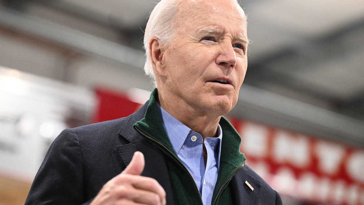 Illinois voters assert Biden ‘ineligible’ to run for office, move to strike him from ballot Illinois voters assert Biden ‘ineligible’ to run for office, move to strike him from ballot