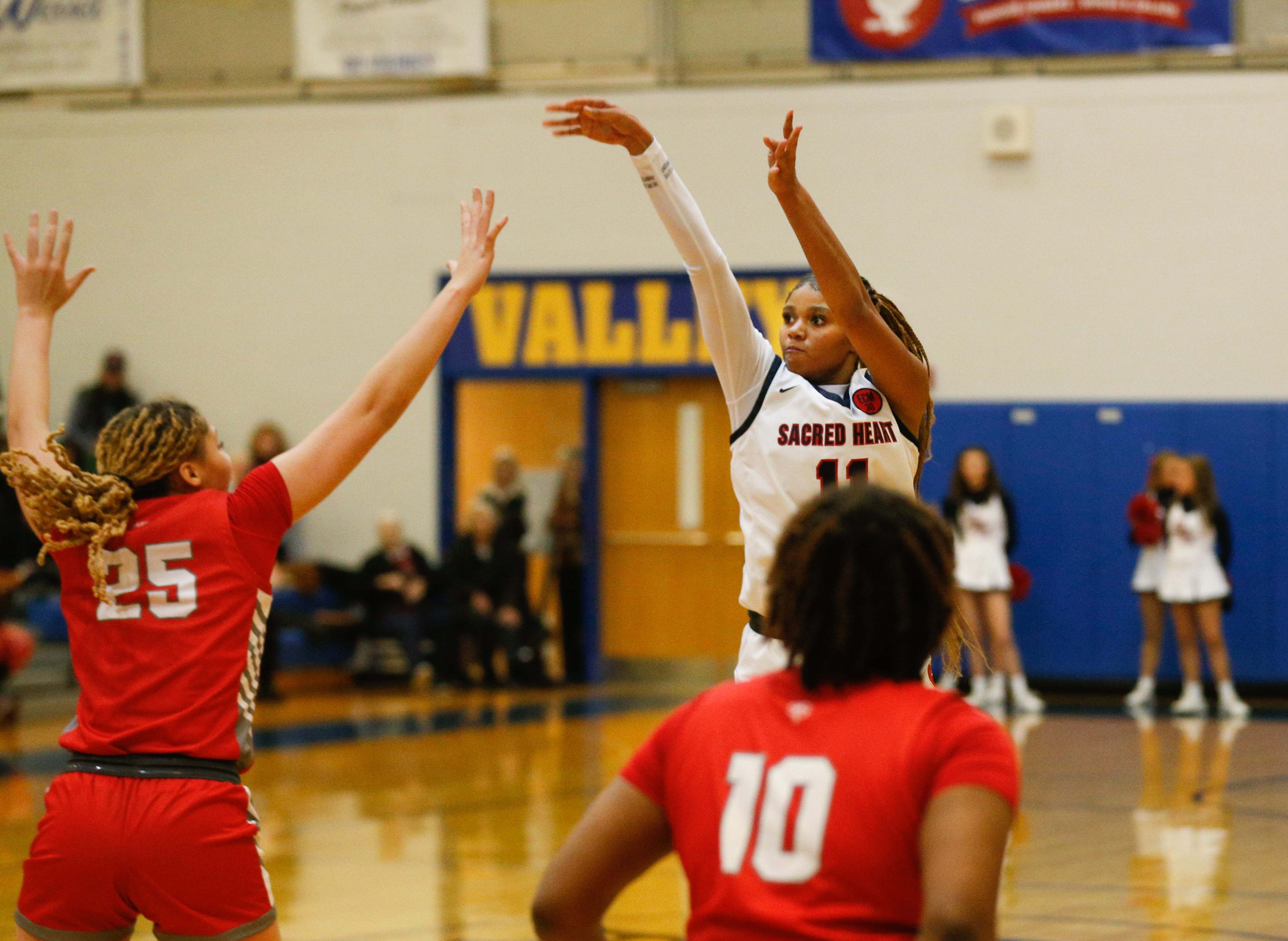 Sacred Heart basketball, ZaKiyah Johnson reach more milestones in LIT championship win