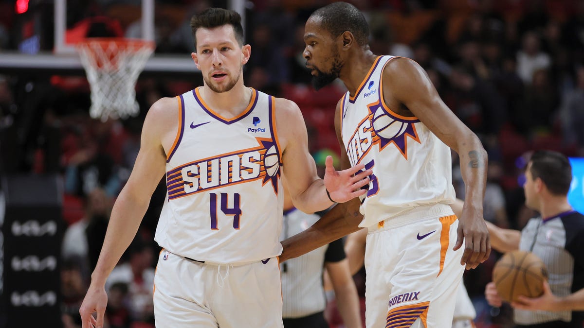 Phoenix Suns can protect ball, get bench scoring and other things we learned in road win over Miami Heat