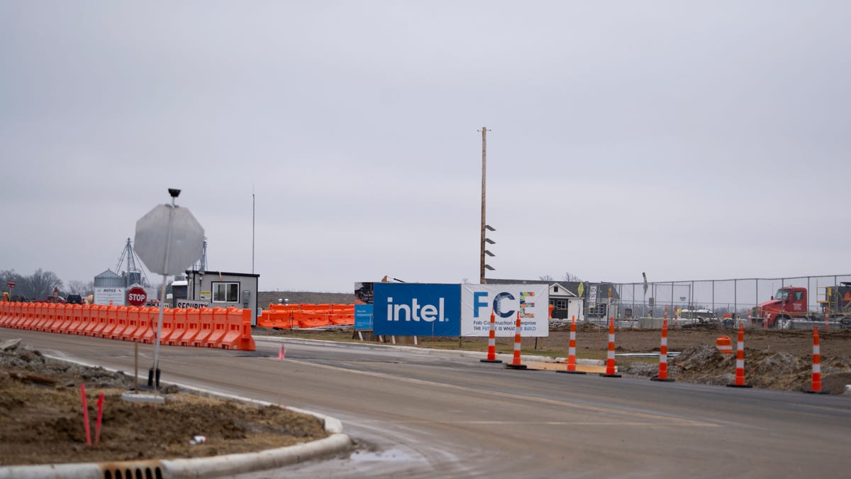 Intel construction report identifies completion delay, spending for New Albany plant