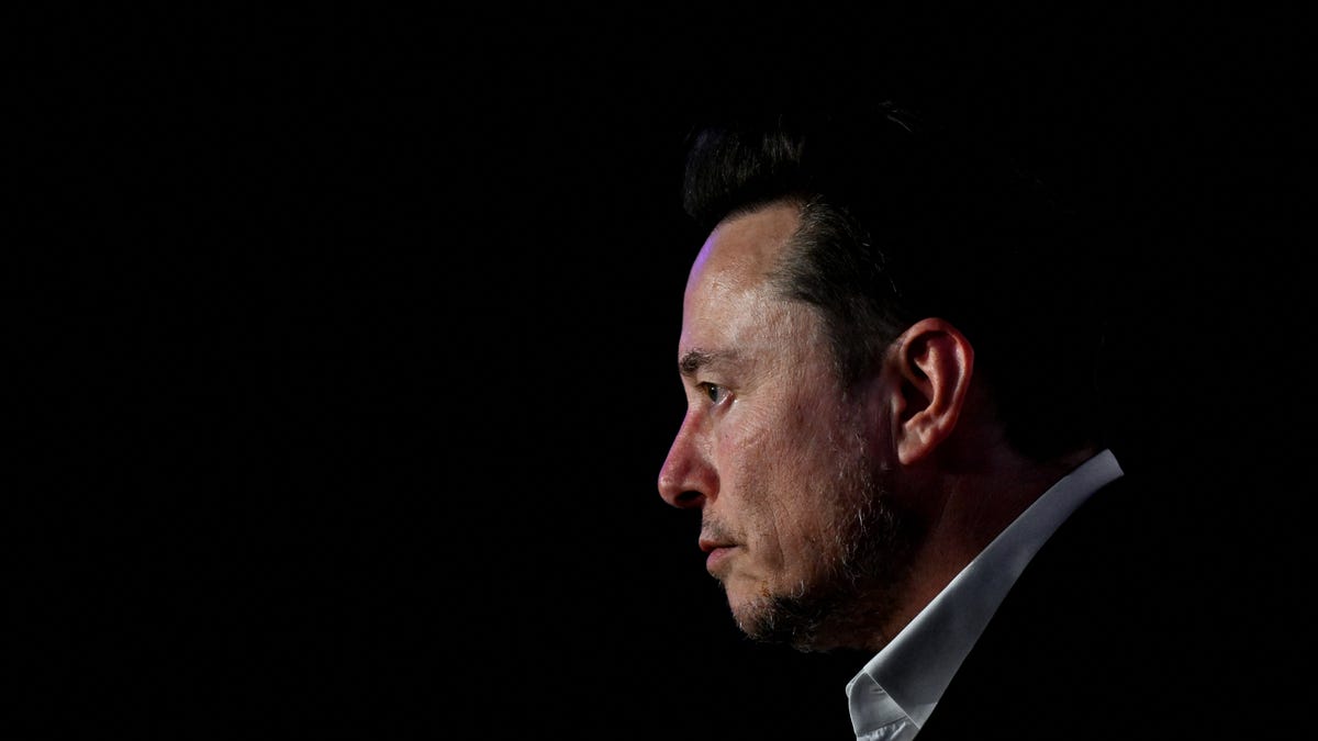 Musk moves Neuralink to Nevada after Delaware judge strikes down $55 billion pay package