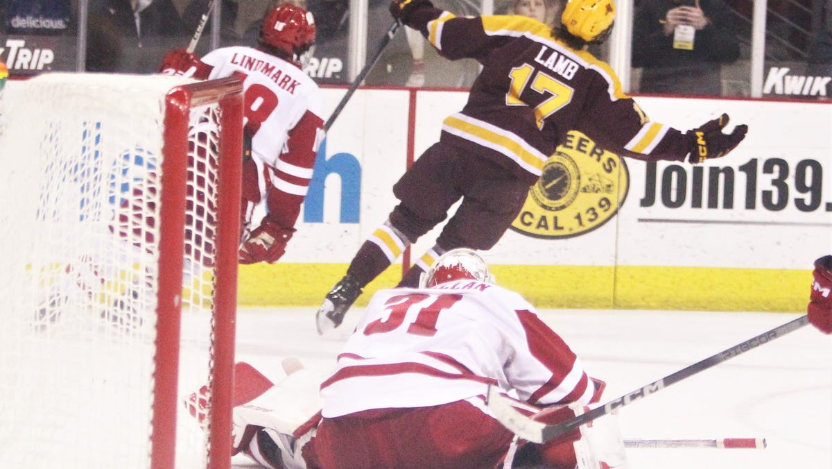 Wisconsin men’s hockey rebounds from slow start but falls to No. 9 Minnesota in overtime