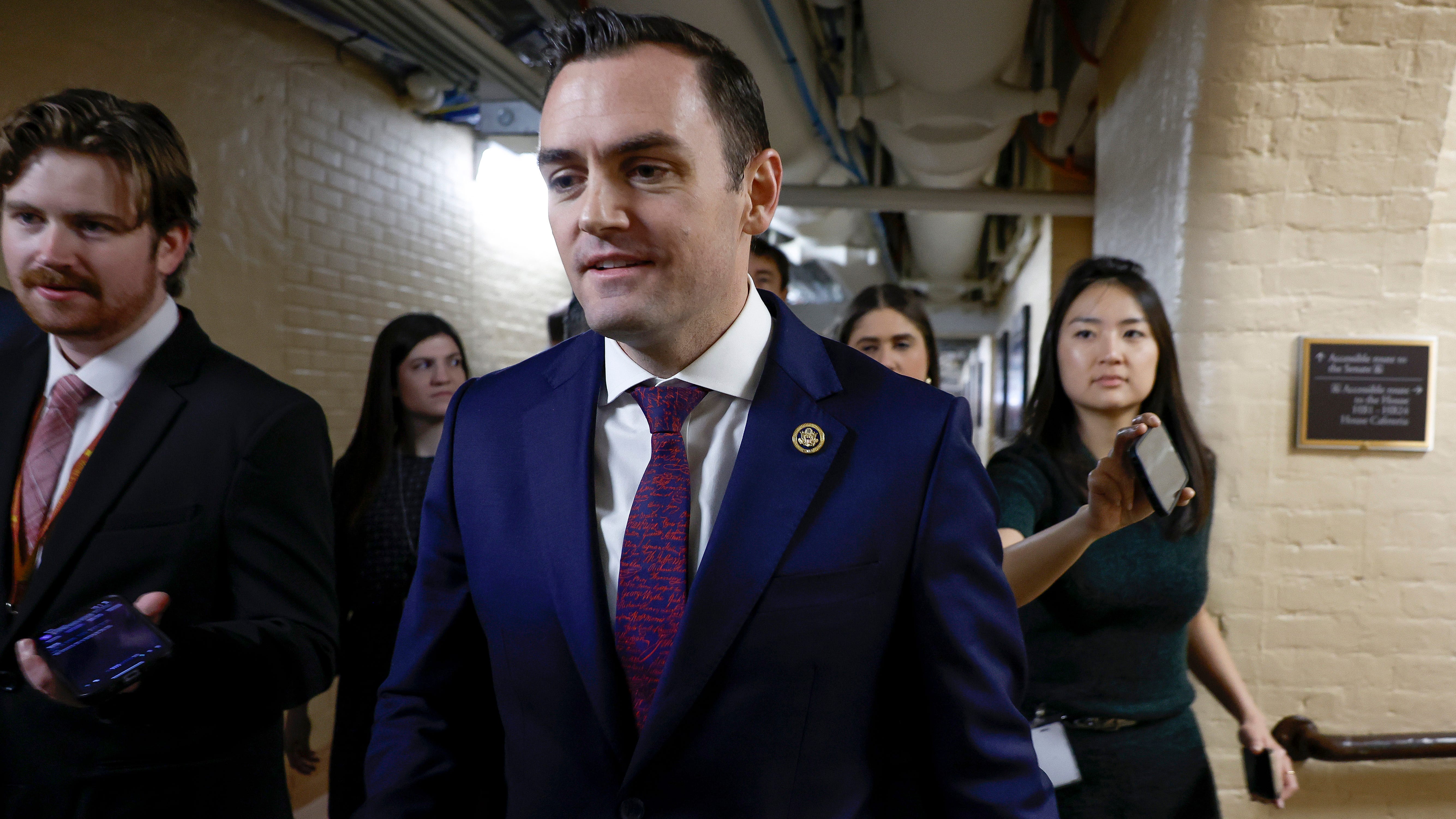 House Republican margin continues to shrink as another GOP congressman resigns