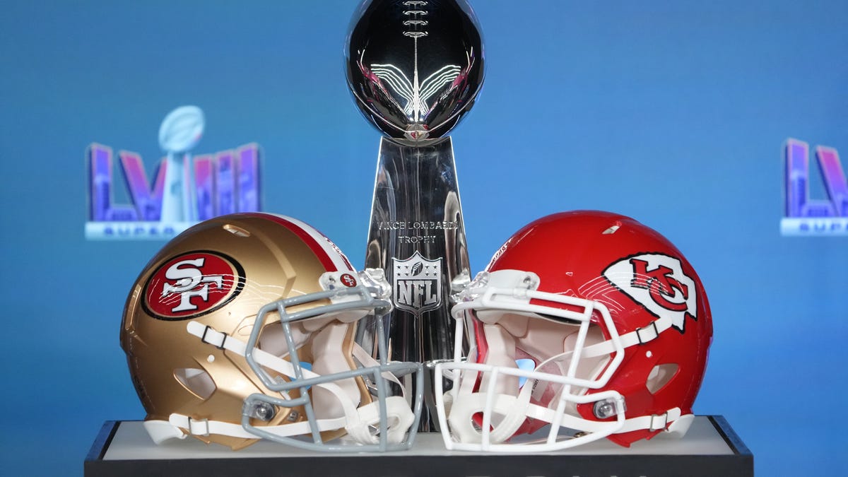 Who will win Super Bowl 2024? Live odds, in-game spread after 49ers vs. Chiefs first half