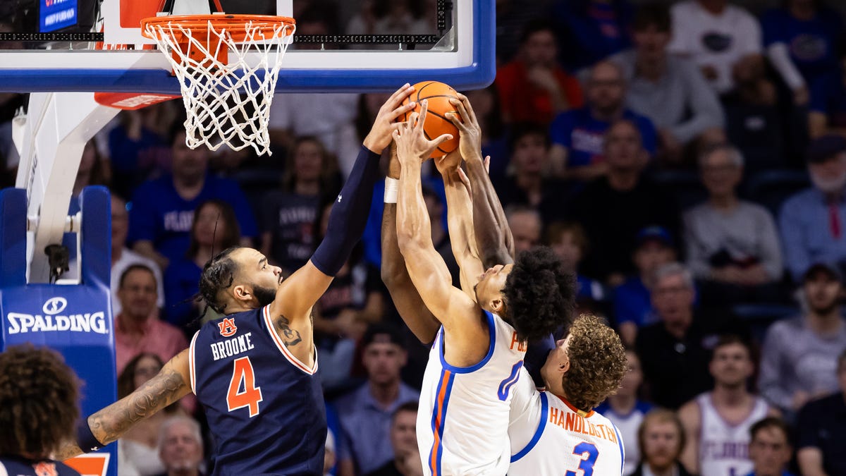 ‘Time to grow up’ UF basketball stays strong in second half to hold down No. 11 Auburn