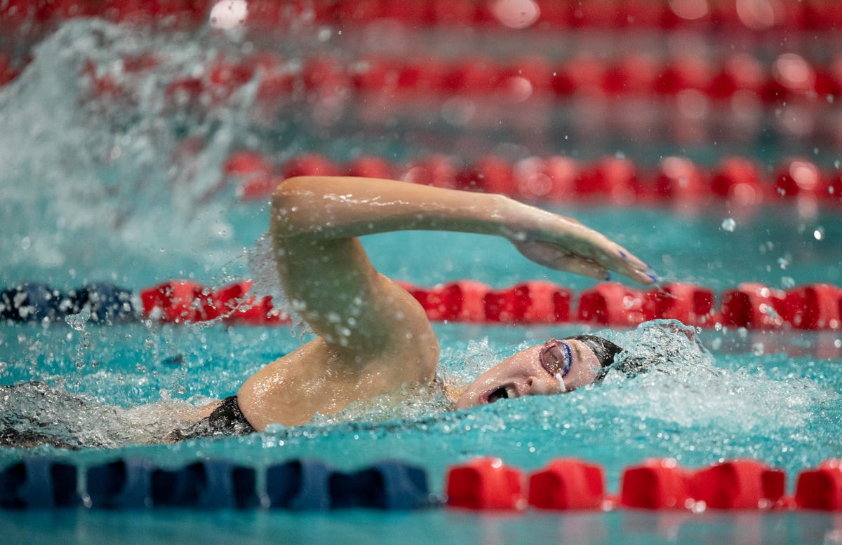 Ensworth’s Lilly Robertson: Following Her Dad’s Path to Tennessee Swimming Excellence