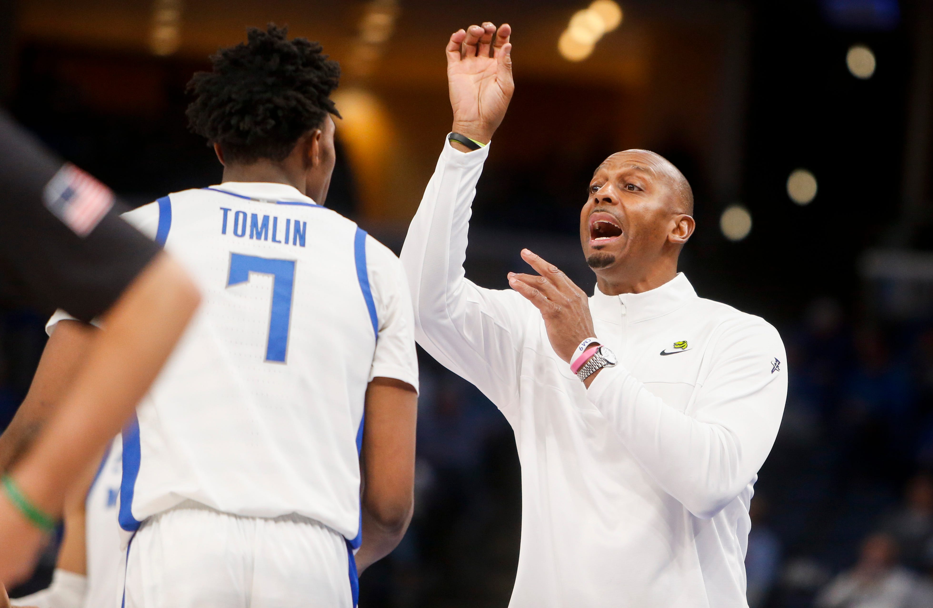 Penny Hardaway tweaks starting lineup for Memphis basketball vs. Charlotte