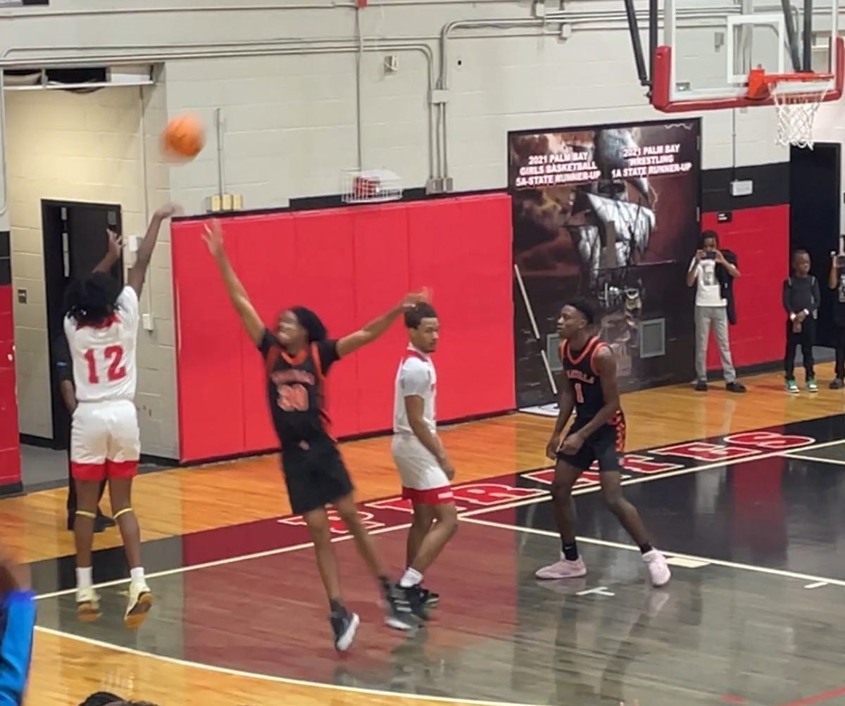 High School Basketball Recap: Palm Bay Dominates Umatilla in FHSAA Region Games