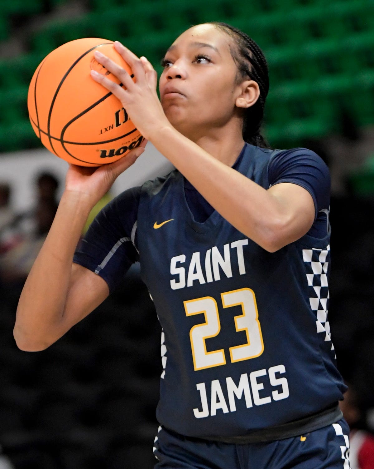 Saint James Girls Basketball Dominates in Victory Over Sumter Central, Ava Card Shines with 24 Points