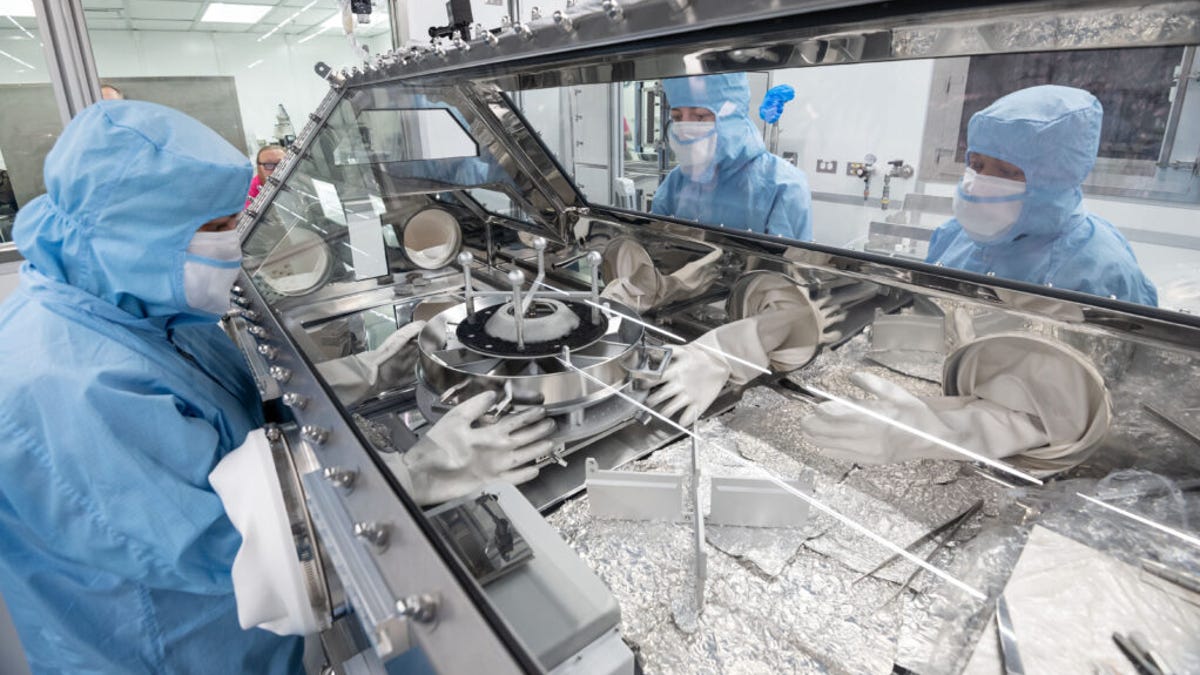 NASA's sample of asteroid debris doubles the expected amount NASA's sample of asteroid debris doubles the expected amount