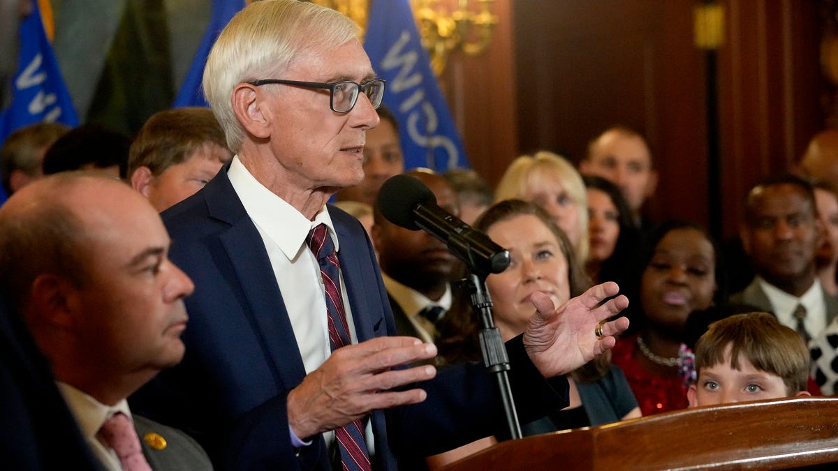 Tony Evers, other Democratic governors call on states to 'respond in kind' ...