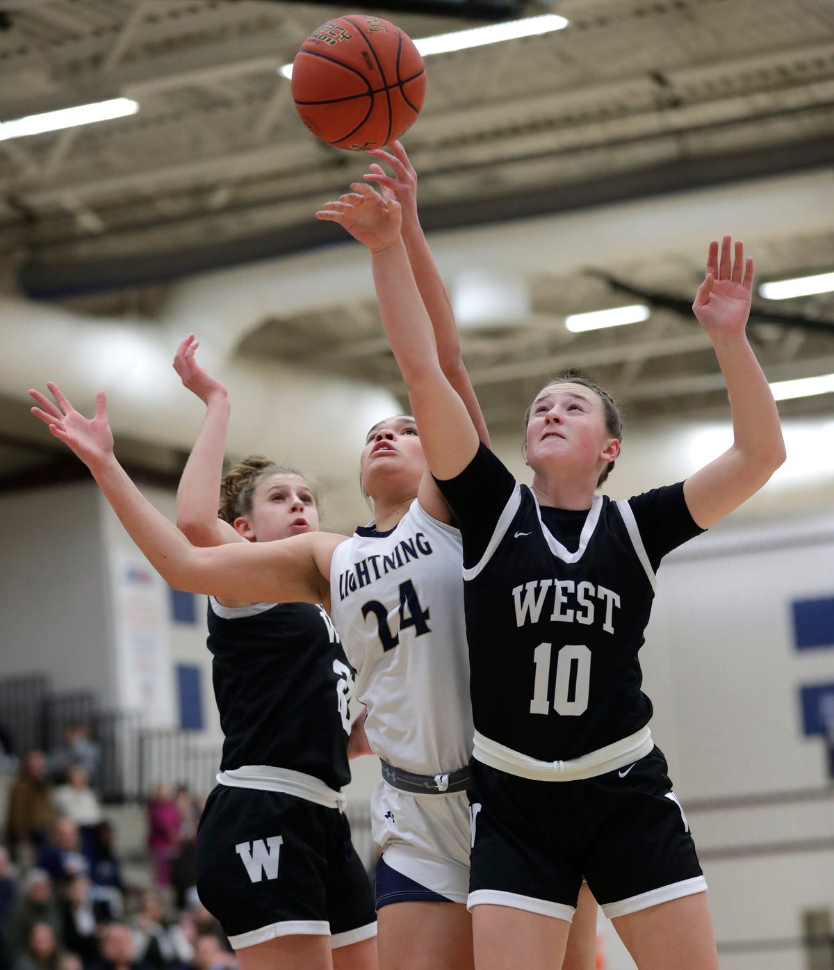 High School Girls Basketball Regional Recap: Wildcats Edged Out, Oshkosh North Star Reaches Milestone, and Lourdes Academy Dominates