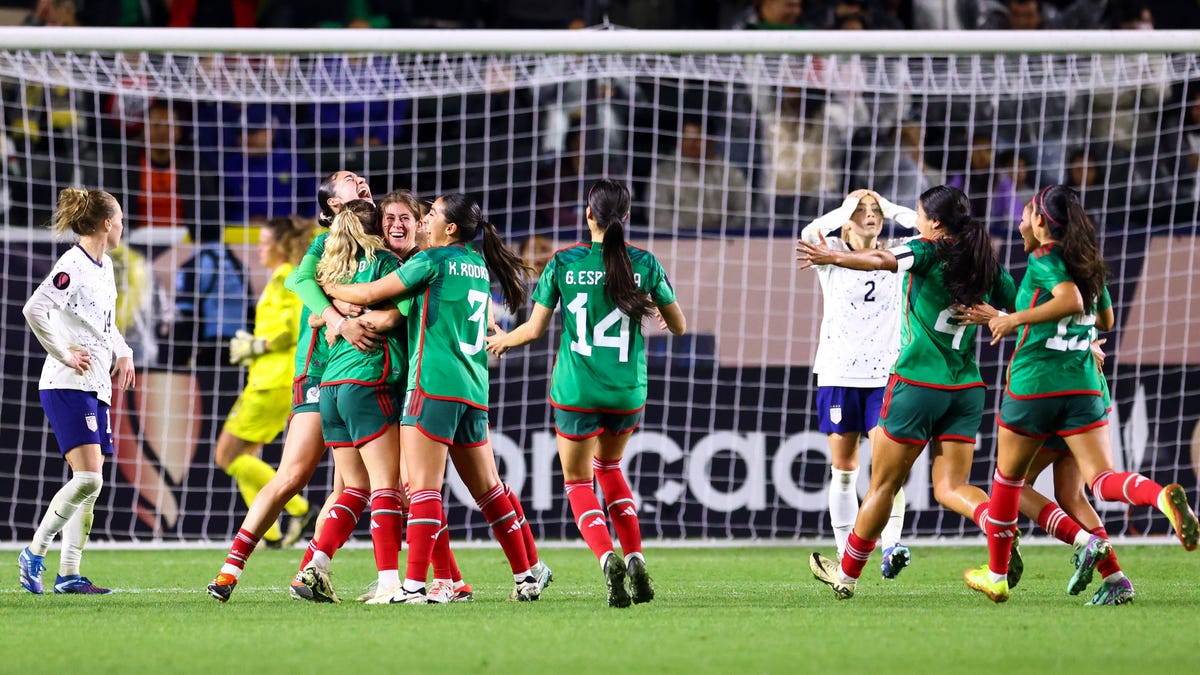USWNT loses to Mexico in stunning CONCACAF Gold Cup