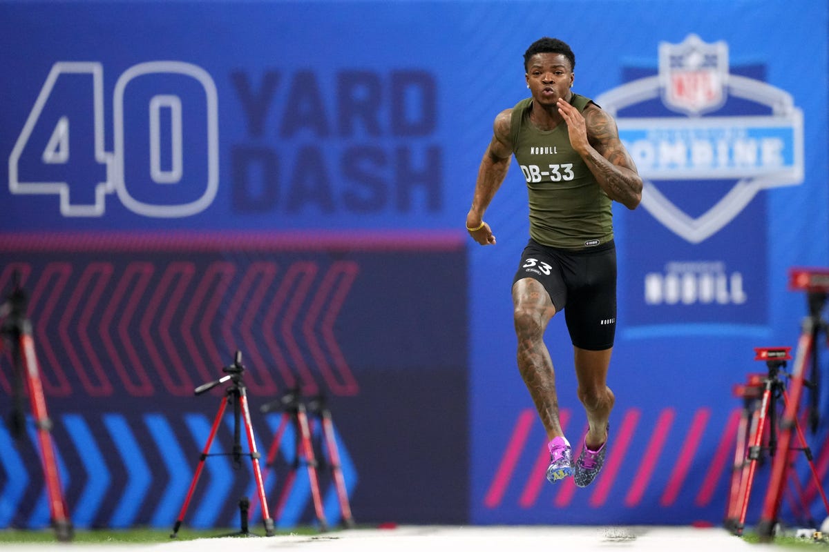 Pros and cons of Las Vegas Raiders picking Mississippi State football’s Decamerion Richardson in 2024 NFL Draft