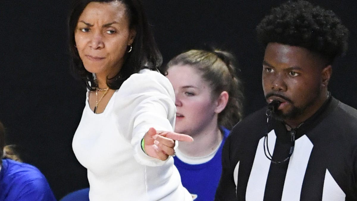 Pam McGowens steps down as girls basketball coach of back-to-back Upper State champ Wren