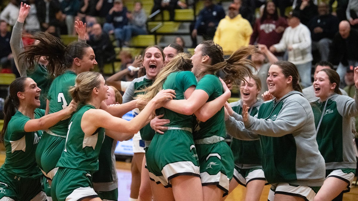 Mainland Girls’ Basketball Clinches Epic Comeback Win in Group 3 Semifinal, Faces Chatham for Championship Clash