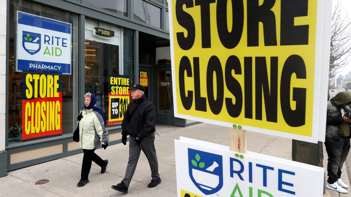 5th metro Detroit drugstore closes and customers think they know why