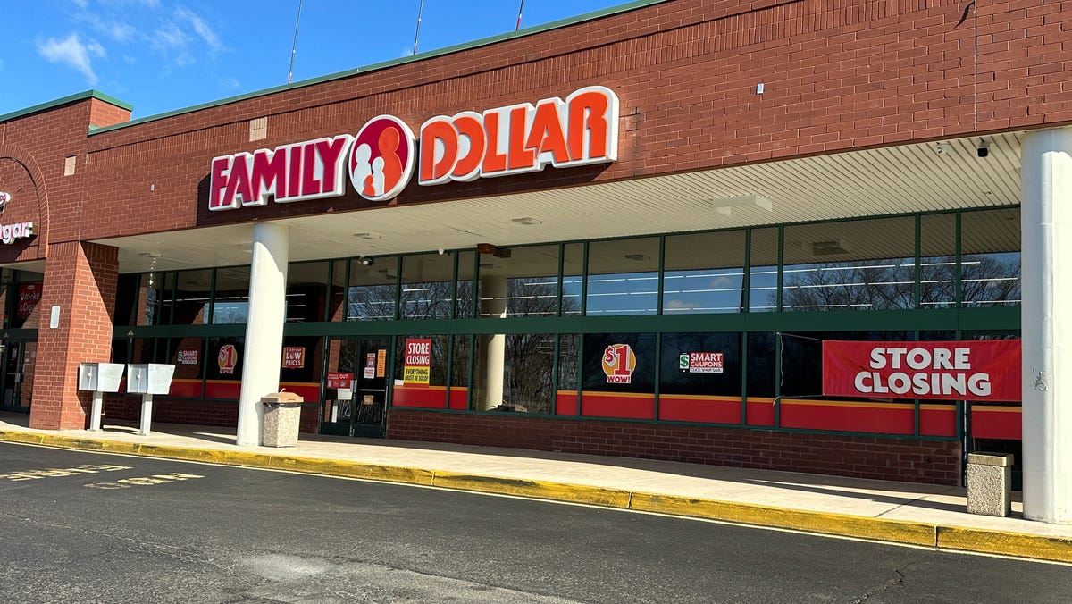 Toko Dollar Tree dan Family Dollar manakah yang termasuk di antara 600 toko yang tutup?