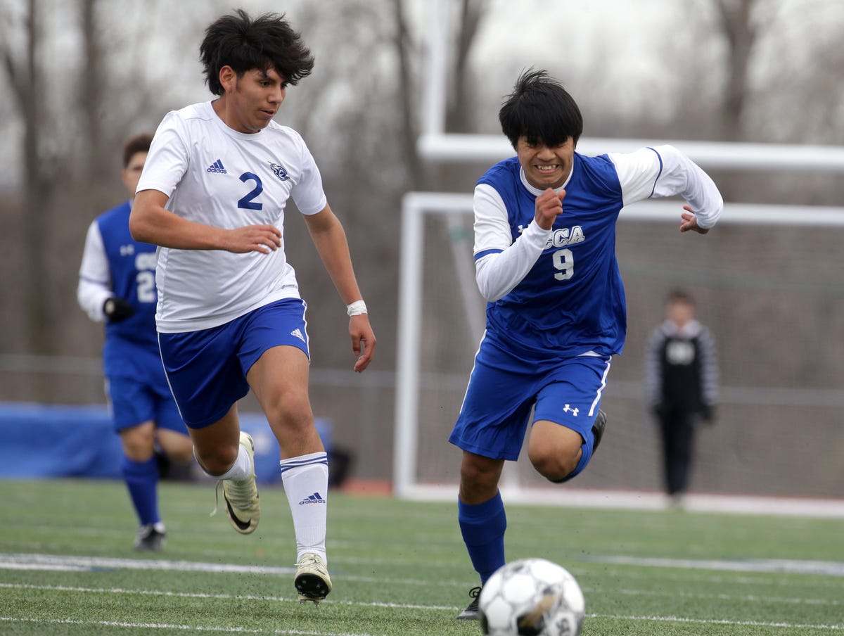 Top Athletes Shine in Track & Soccer: Press-Citizen’s Athlete of the Week Nominees