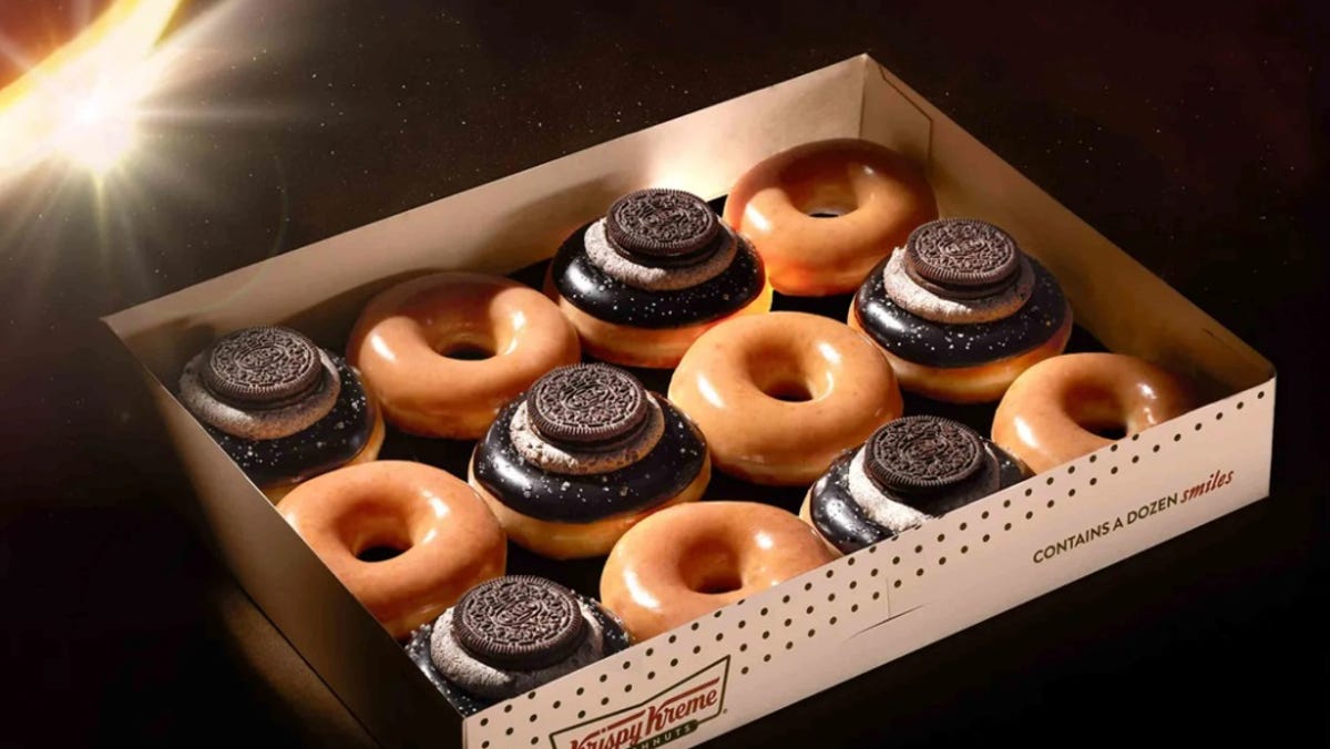 Le offerte alimentari di Solar Eclipse includono ciambelle Krispy Kreme e bevande Sonic in TN