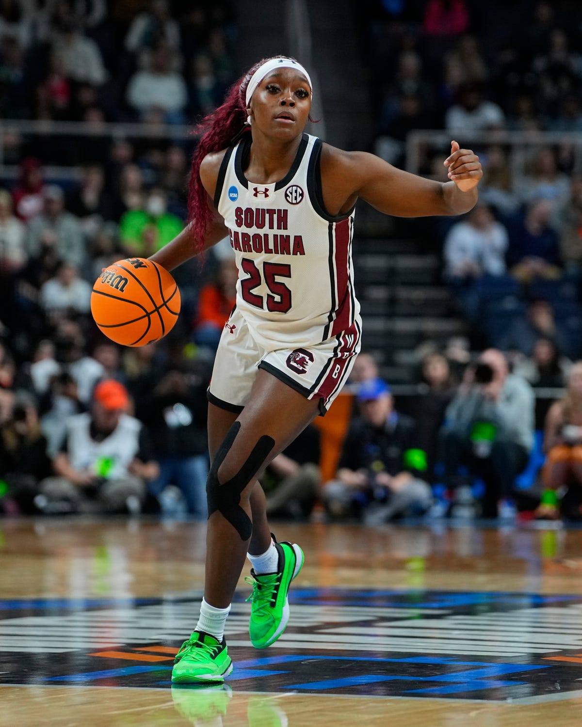 South Carolina women’s basketball’s Raven Johnson to have high school jersey retired