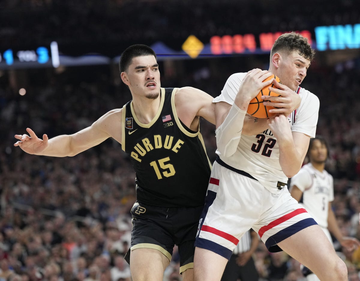 Will the Phoenix Suns Land Zach Edey in 2024 NBA Draft? Prospects and Concerns Revealed