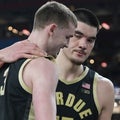Zach Edey carries Purdue in final game of college career, but falls short against UConn