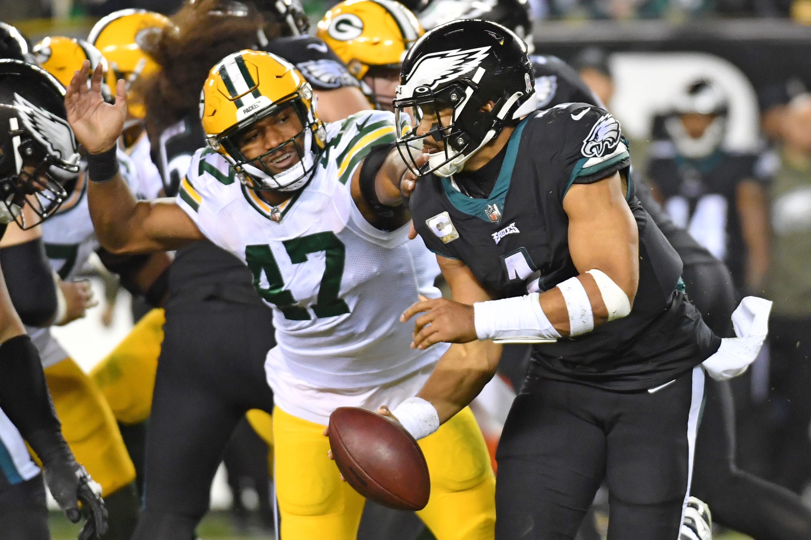 Eagles vs. Packers: Wild Card Playoff Highlights and Key Updates