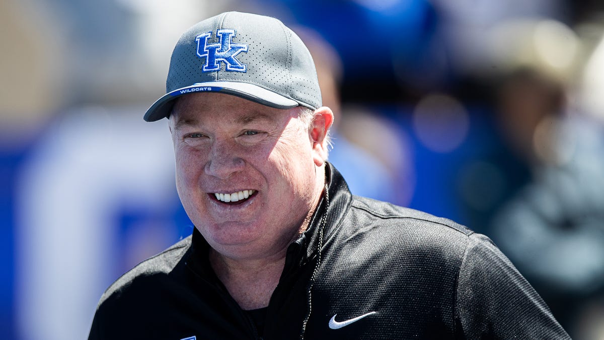 Mark Stoops is longest-tenured active coach in SEC. See how his tenure stacks up in league Mark Stoops is longest-tenured active coach in SEC. See how his tenure stacks up in league