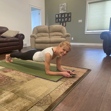 DonnaJean Wilde, a 59-year-old Canadian woman who broke the women's Guinness World Record for the longest time in an abdominal plank position in 2024.