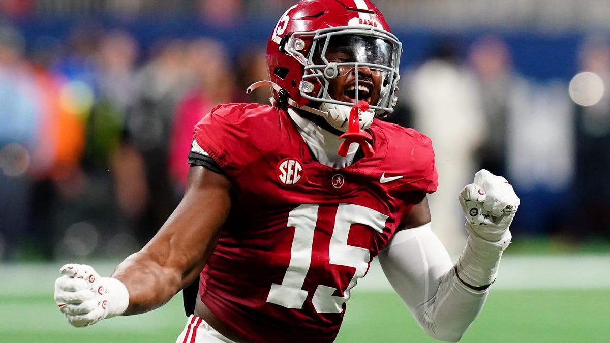 Vikings pick Alabama LB Dallas Turner in Round 1 of 2024 NFL draft. What you need to know