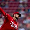 Reds find champion Rangers scuffling at .500