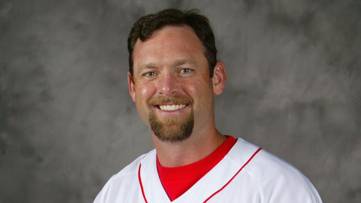 Dave McCarty, a former Red Sox World Series champion, passes away at the age of 54