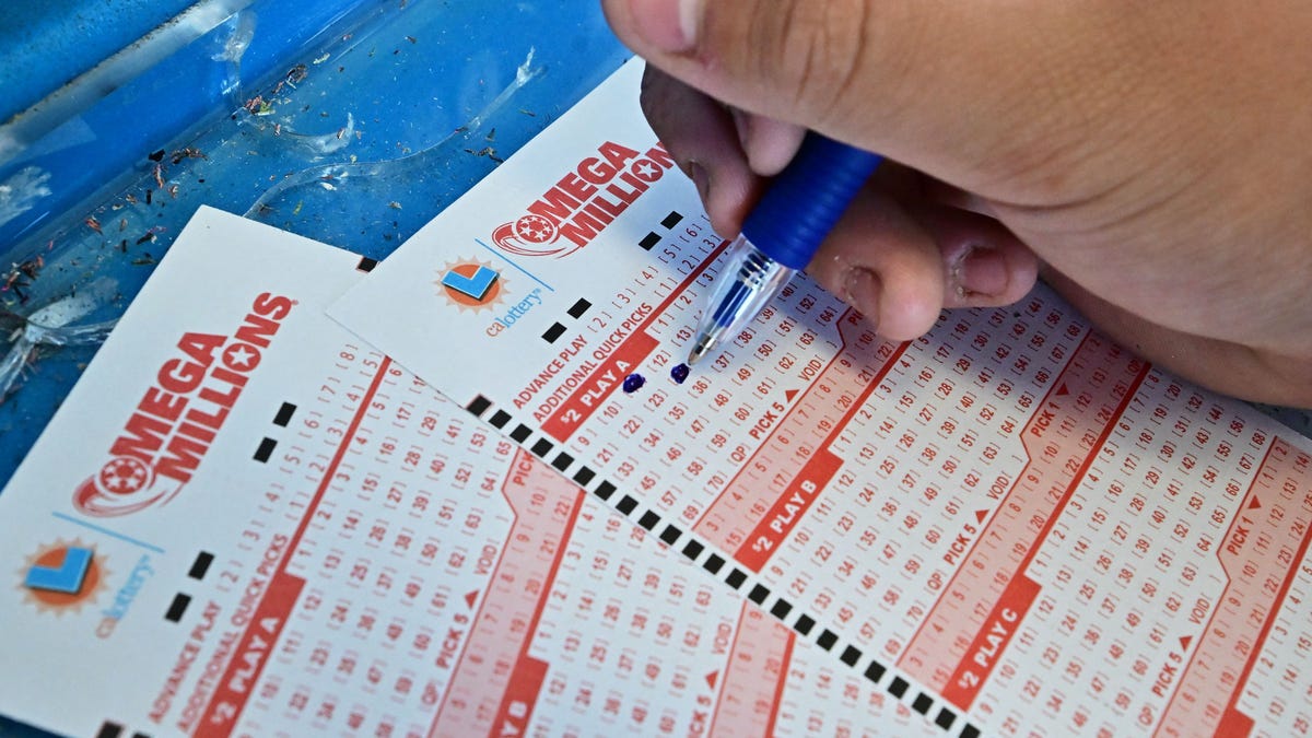 Unclaimed $2.9 million Mega Millions ticket about to expire after being ...